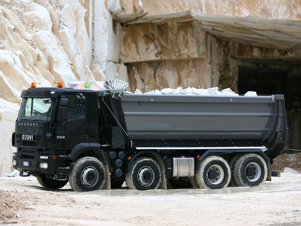 Шиномонтаж IVECO Trakker